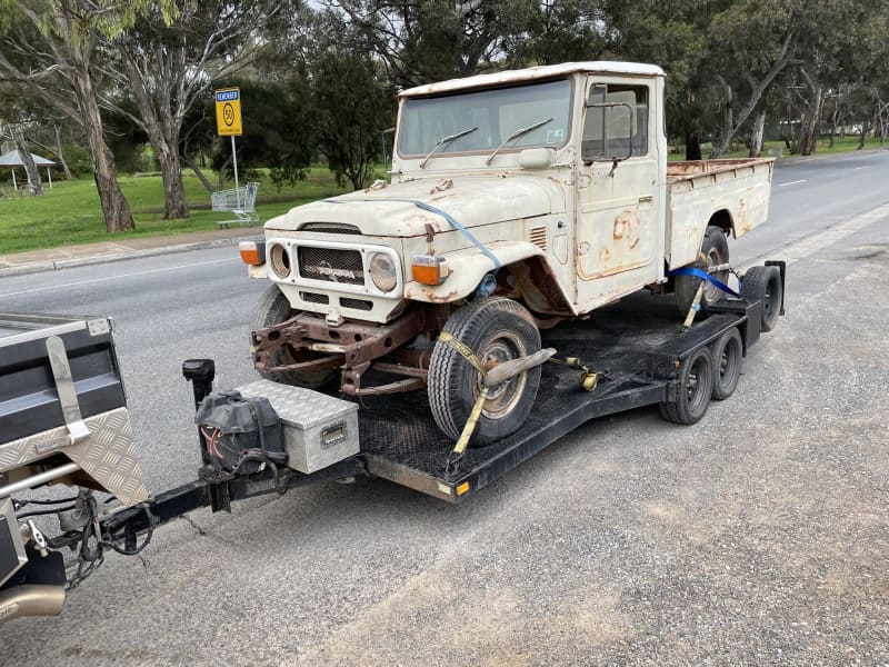 WANTED old Toyota Landcruisers  FJ45 HJ45 HJ47 62936658397954114
