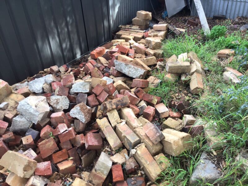 Old red and creme bricks63007279233026112
