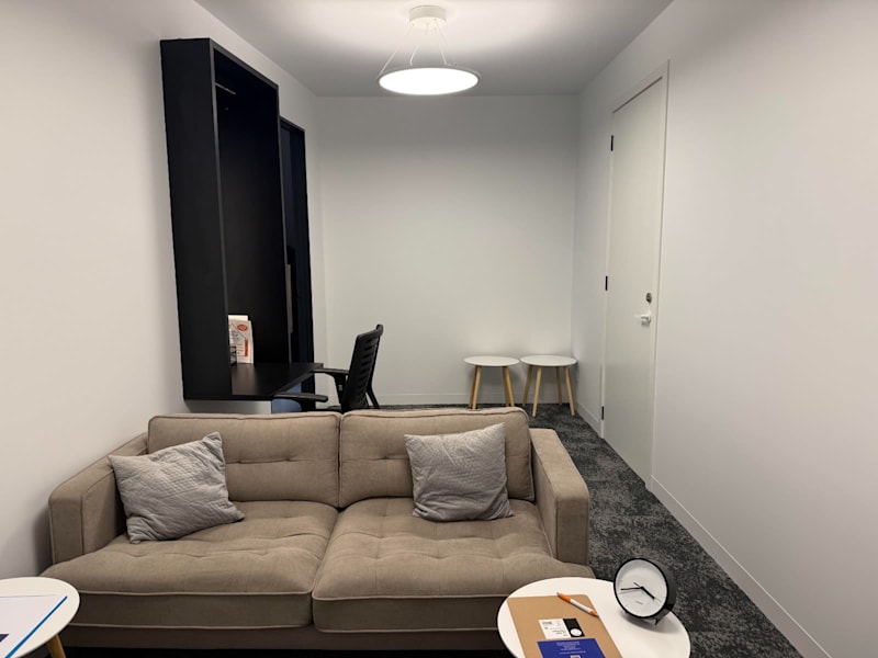 Modern Consulting 15 sqm Room for Lease in Mornington62995403320833112