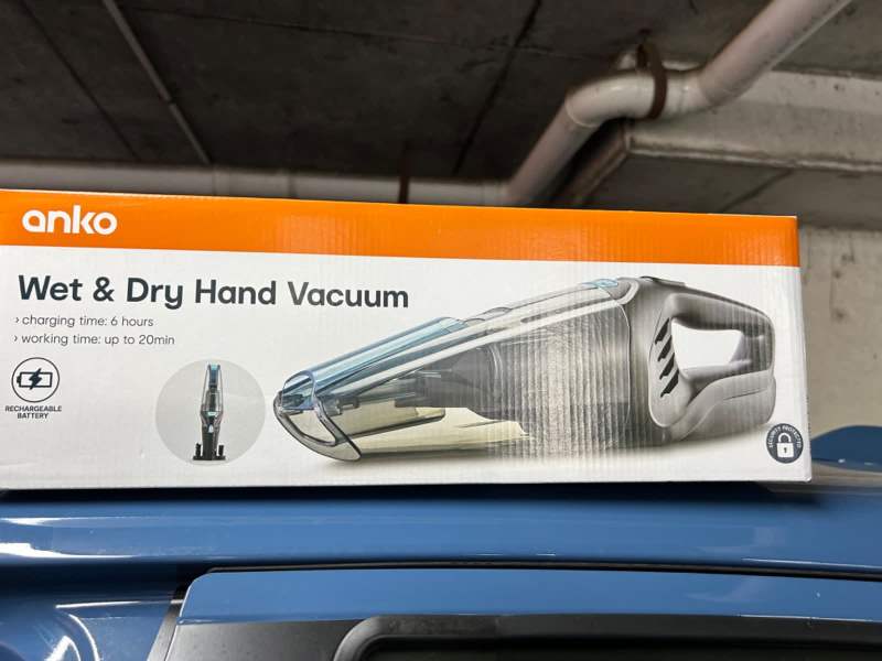 Brand new car vacuum with receipt and warranty63443461688705111