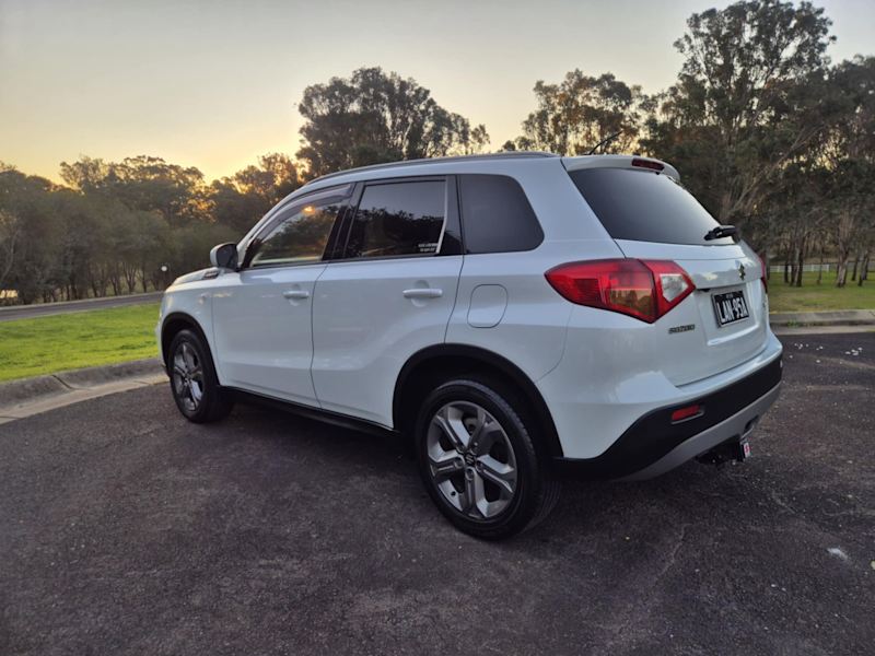 2018 Suzuki Vitara..Automatic..Low KMs62882728352899111