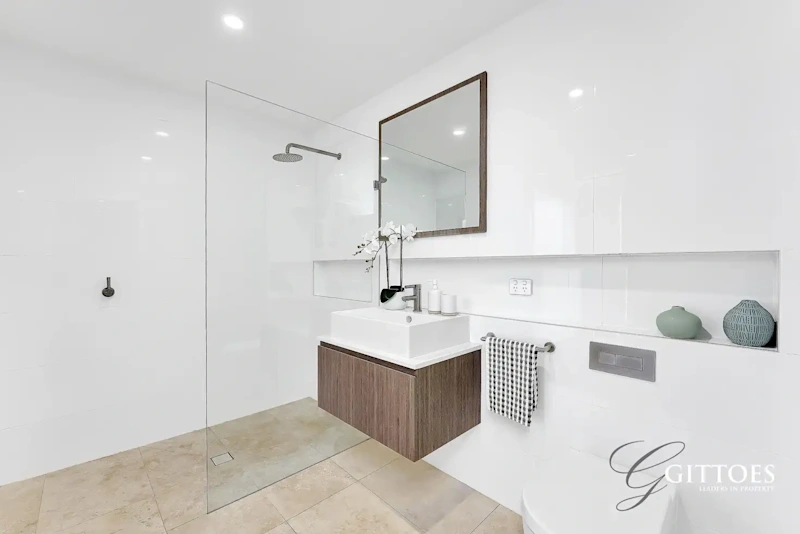 Spacious One Bedroom Apartment & Quality Building62931713091458114