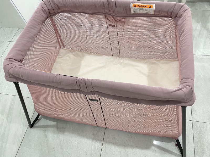 Baby bjorn travel outlet cot gumtree