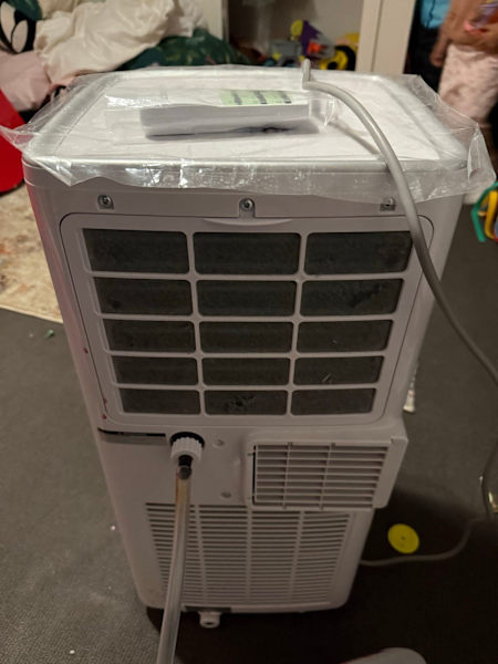 Portable air conditioner 63019077168897112