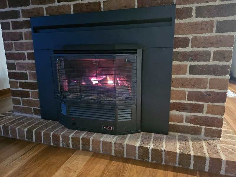 Archer flued gas log fire place heater63020851731713112