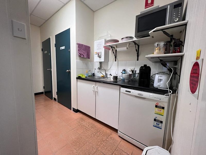 Office space - 12m2 ($220 per week) Homebush west62995691916291114