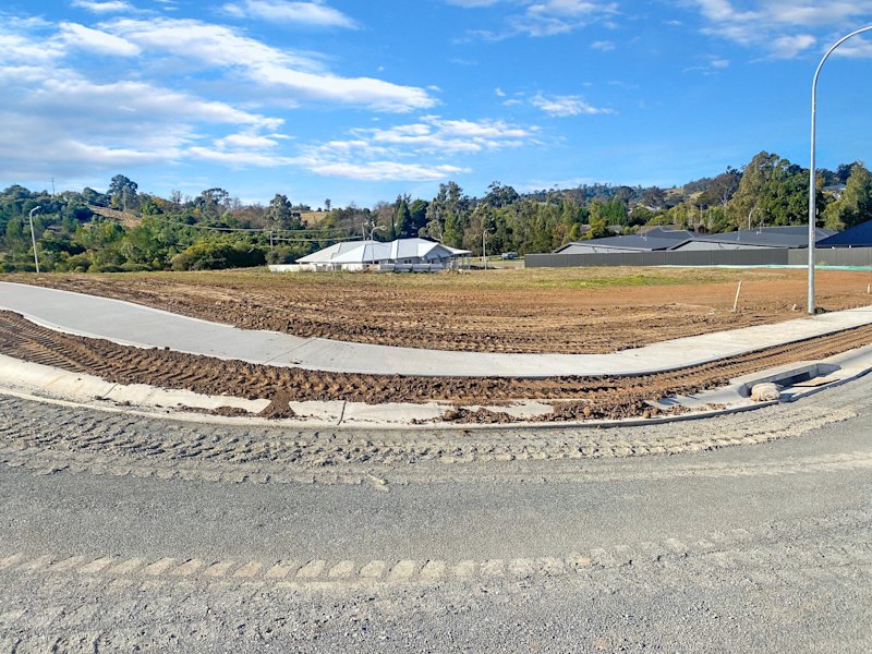 Prime position elevated parcels! - 450m263006690399745112