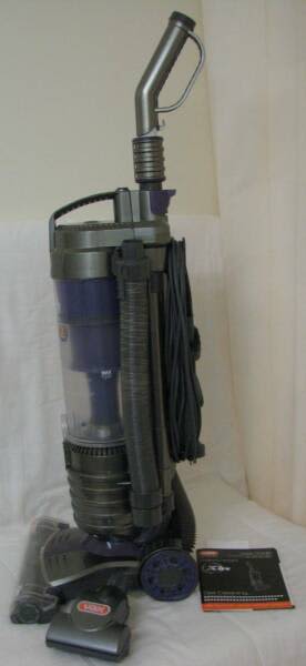 VAX Air Reach Bagless Upright Vacuum Cleaner      VARU120063014236644225114
