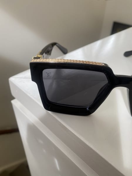 Louis Vuitton lv millionaire sunglasses in black gold NEW GUCCI, Accessories, Gumtree Australia Brisbane North West - Brisbane City