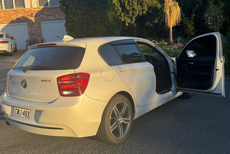2012 BMW 1 18d 8 SP AUTOMATIC 5D HATCHBACK62934706479234111
