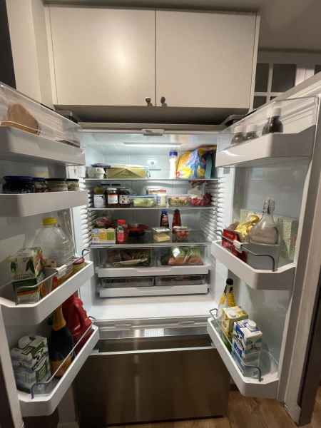 Brand new 617Ltr Fisher & Paykel French door fridge $1000!!63470142187009111
