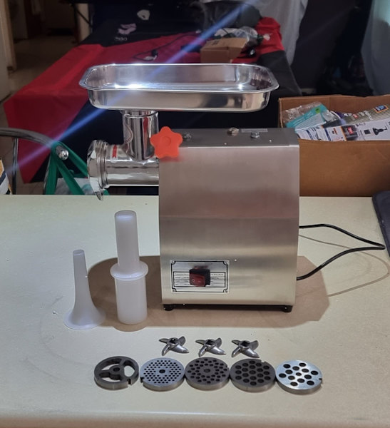 Electric Commercial Benchtop Meat Grinder63013347740289111