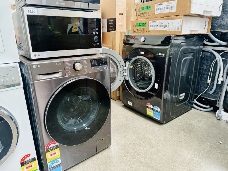  BIG CLEARANCE ON WASHING MACHINES ALL SIZES  PRICES STARTS FROM $299630160608505611124