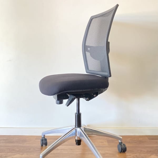 Ergonomic High Tension Mesh Back Office Chair by Diami Australia