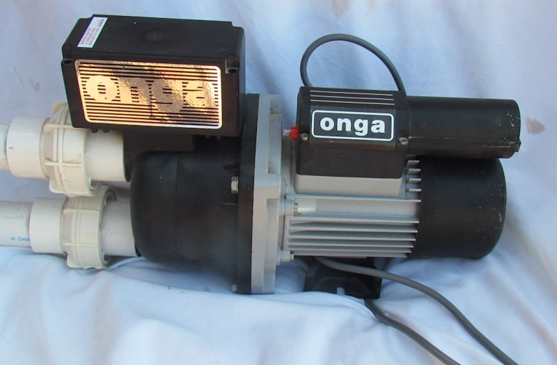 Onga 4381 Water Pump for spa bath etc.63440221978627110
