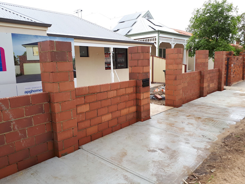 Professional front wall builder NOR - Plans & Construction62863395924995114