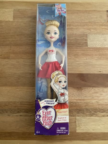  Mattel Ever After High Ballet Apple White Doll : Toys