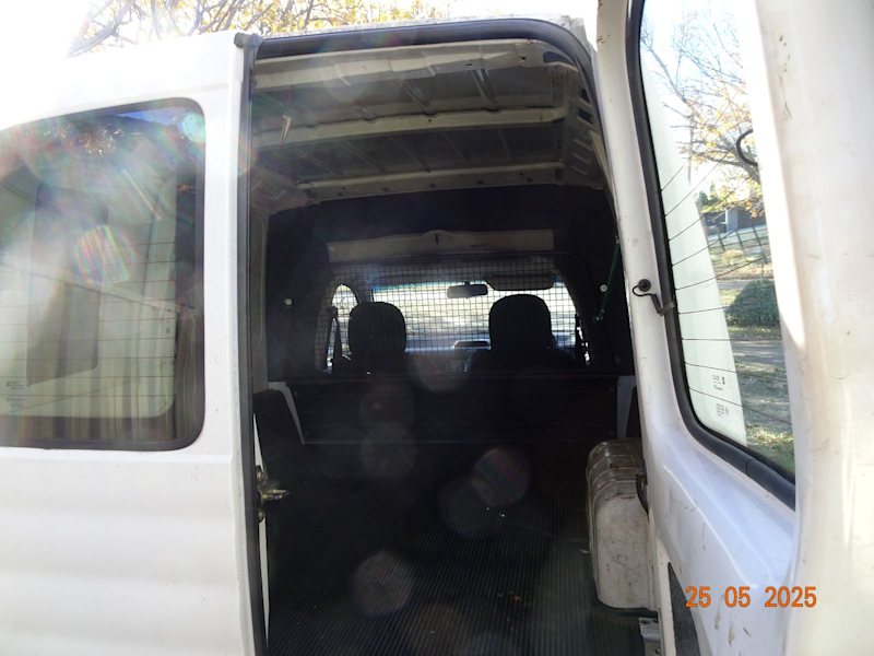 1996 HOLDEN COMBO  5 SP MANUAL VAN62935679919105114