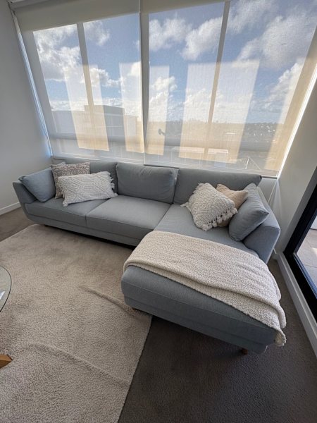 3 Seater Sofa with Chaise ( Perfect Condition)62863412254082111