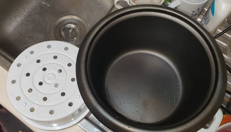 7 cup rice cooker with plastic steamer, working like NEW, Carlton63612128687235111