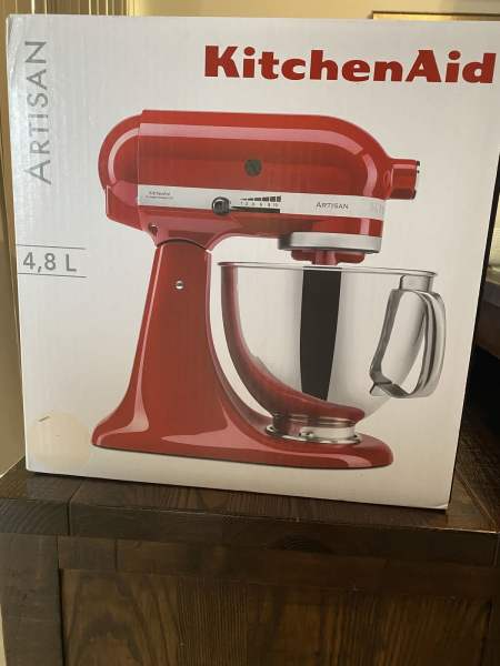 Kitchen aid stand mixer and bread bowl 63016059568002111