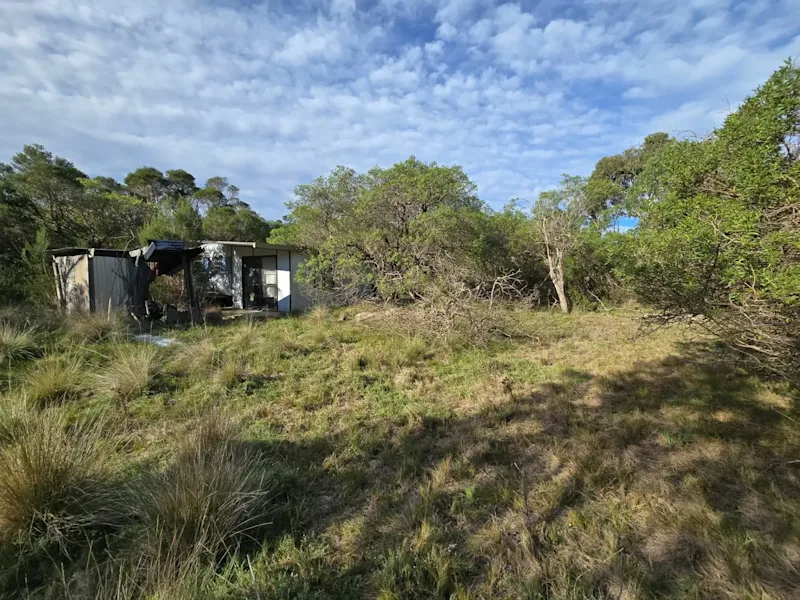 FENCED CAMPING BLOCK WITH ANNEXE62886411569153111