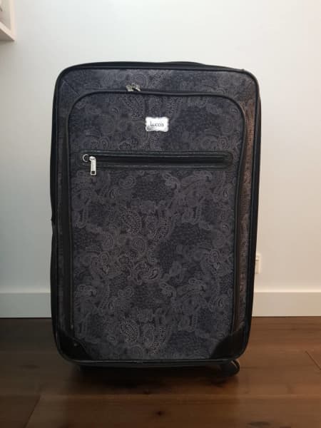 samsonite charisma ltd 21 spinner