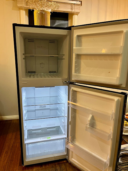 CHiQ Fridge (Still Under Full Warranty!)63019989206146111