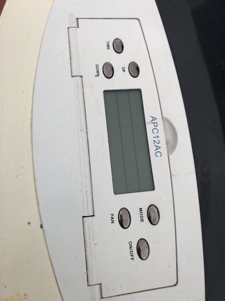 Air Conditioner / Dehumidifier  in one Omega ALTISE ACP12AC Working Fi63016060133251114