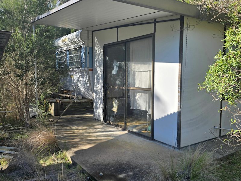 FENCED CAMPING BLOCK WITH ANNEXE62886411569153113