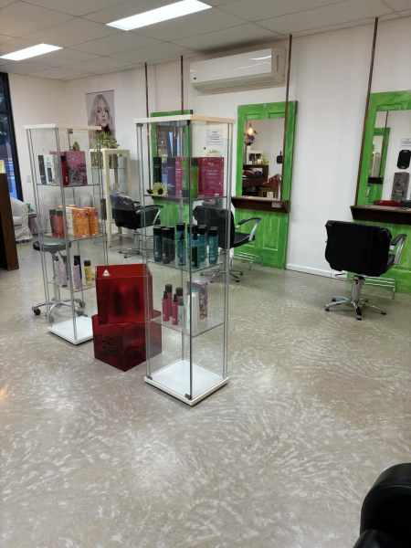 Unisex Hairsalon63007361523075111