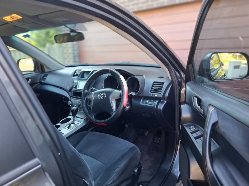 🚗 FOR SALE: 2008 Toyota Kluger Wagon – 7 Seats – Excellent Condition!62934698560642111