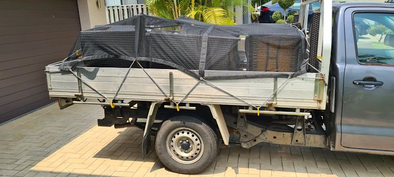 Man & Ute Rubbish Removal & pickup/delivery service63008481419267112
