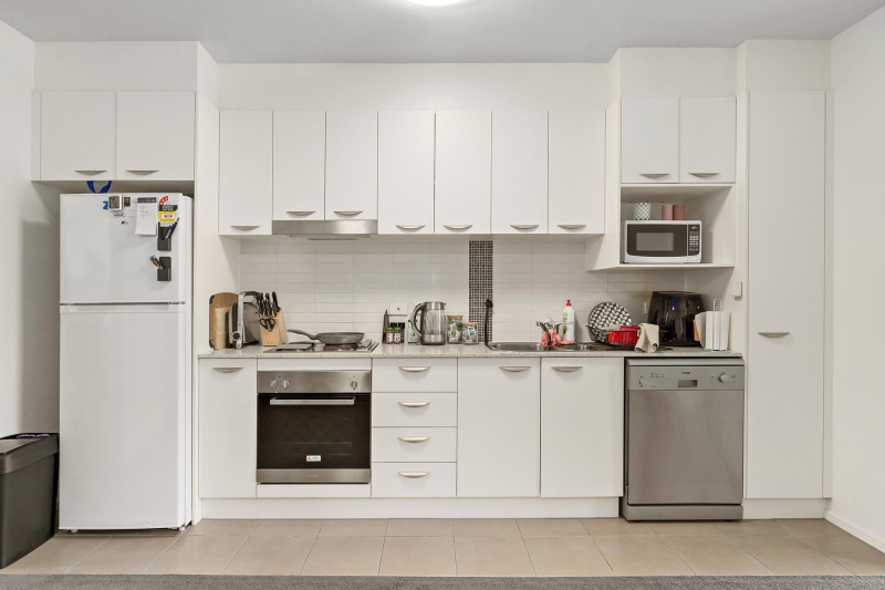 Convenient Apartment Living in Franklin.62929679249795111