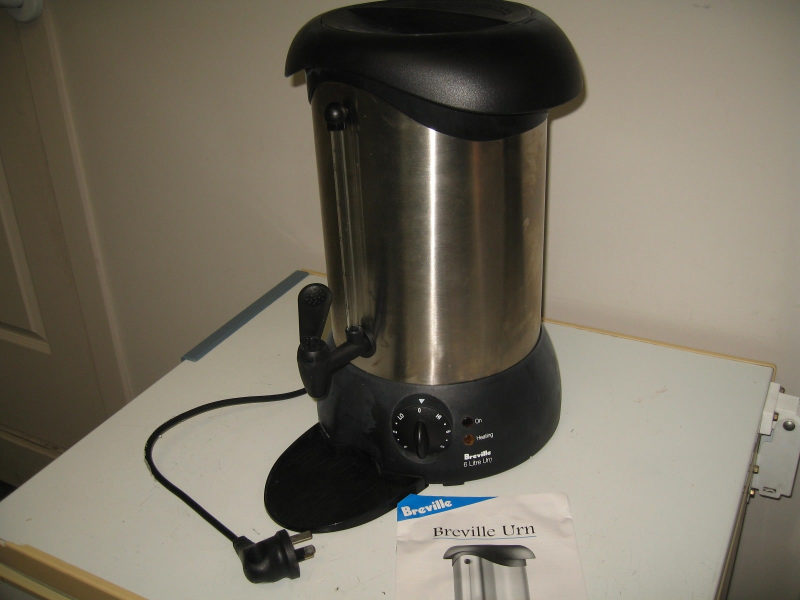 BREVILLE 6 LITRE URN STAINLESS STEEL  BRAND NEW IN BOX63016059316995112