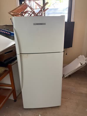Fisher&Paykel small Refrigerator 630217306588191112
