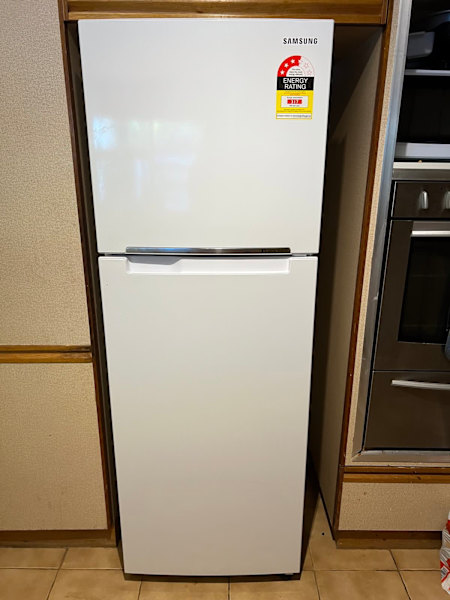 sr227mw samsung fridge