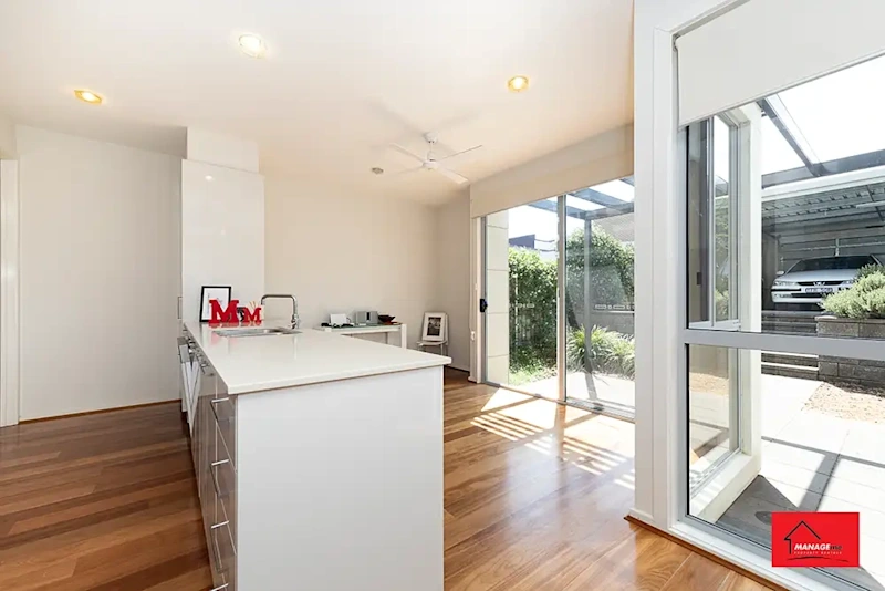 COZY IN CRACE63437626208643113