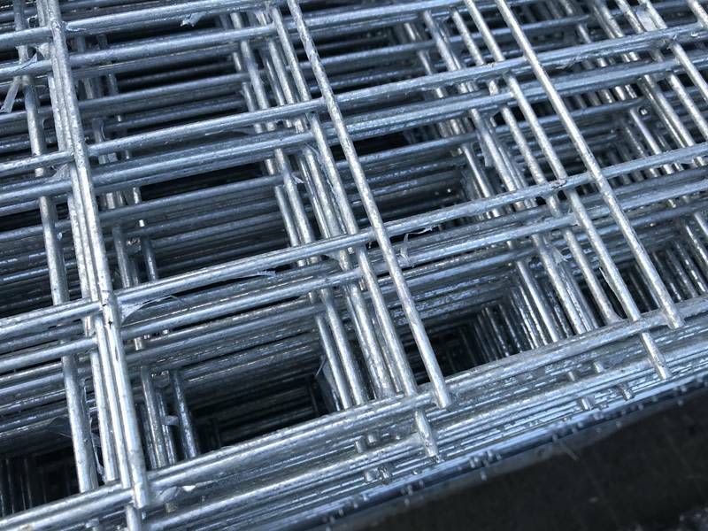 2.4m*1.2m Welded Mesh Sheet 50mm*75mm Mesh - $31/ea630073943206421120
