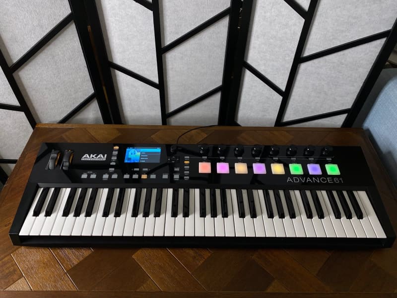 keyboard piano akai