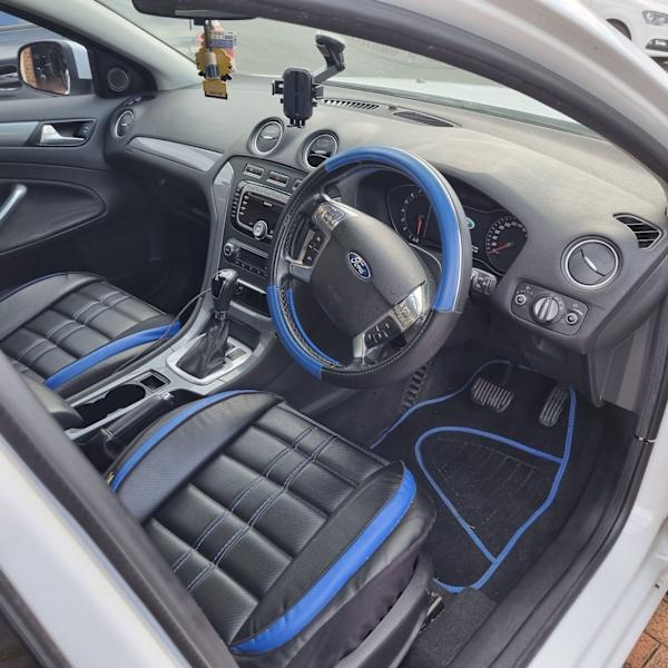 2012 FORD MONDEO ZETEC 6 SP AUTOMATIC 5D HATCHBACK, 5 seats MC62937625156098111