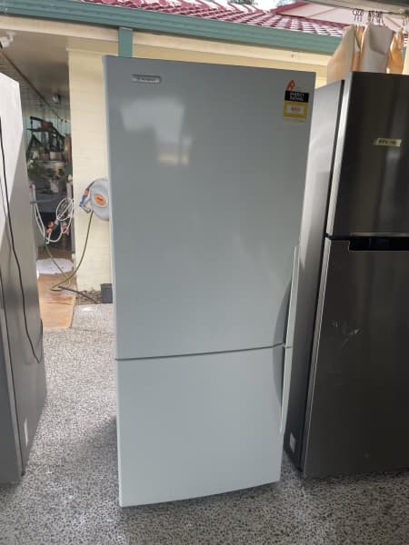 westinghouse 430l bottom mount fridge