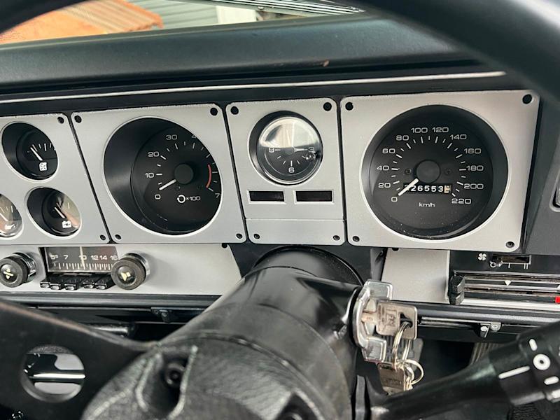 1977 HOLDEN MONARO HX 4 SP MANUAL 4D SEDAN, 5 seats62934695365763114