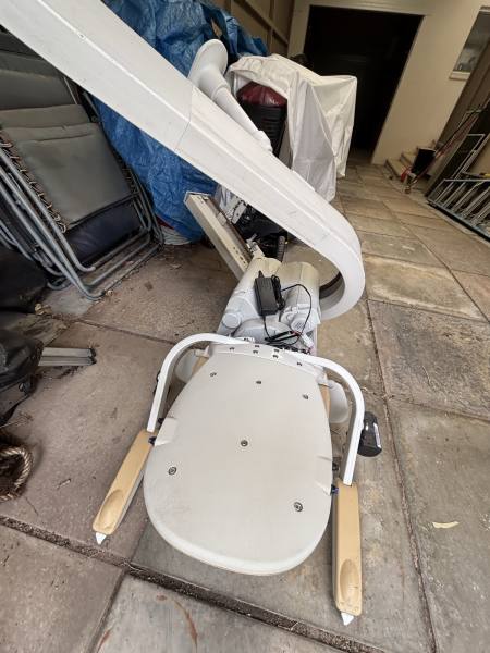 Acorn Chair Stairlift 63017319464193112