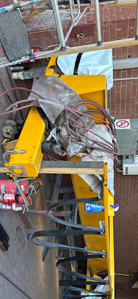 Overhead gantry crane630111752883211116