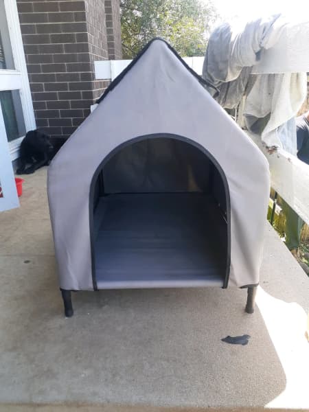 Canvas dog hotsell kennel kmart