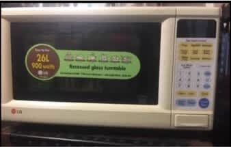 LG MICROWAVE OVEN - model MS 262MCE  great condition DEL63443984955139110