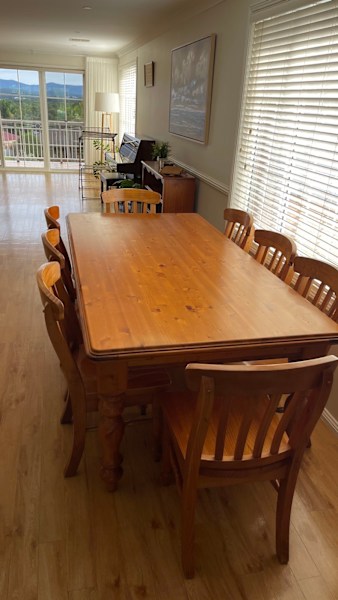 Large Dining table and 8 chairs 63437624515330113