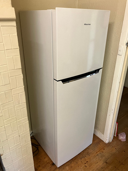 Hisense Fridge Great Condition63016062125442111
