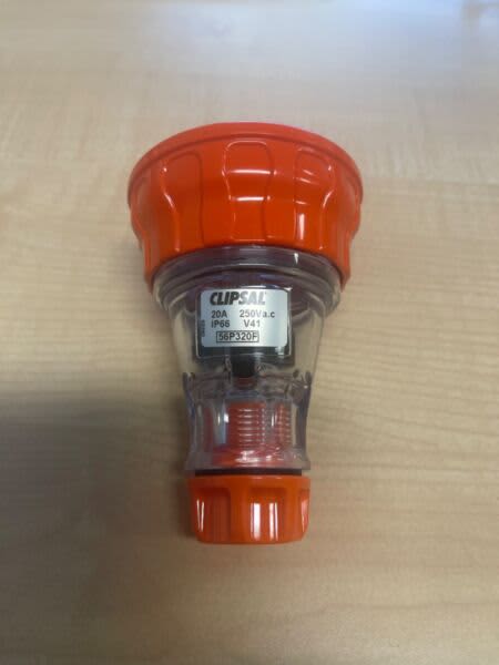 Clipsal 20 amp Plugs63004289248770111